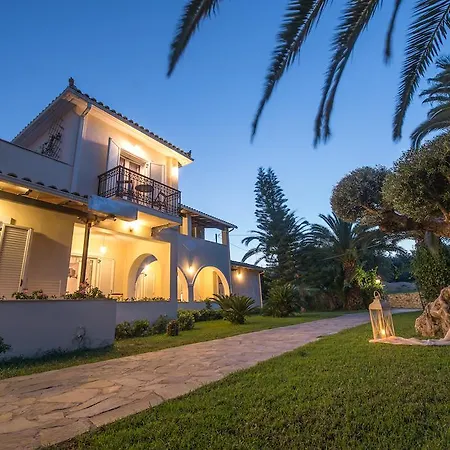 Phoenix דירה קרי