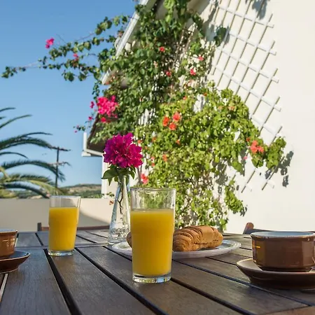 Phoenix Apartment Keri